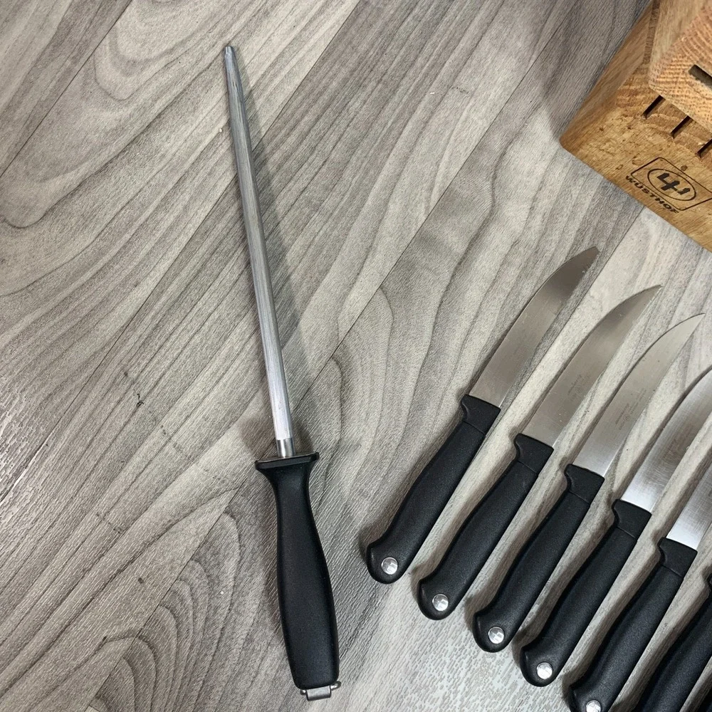 Wüsthof 7-Piece Steak Knife PARTIAL Set with Wooden Storage Block & Sharpener